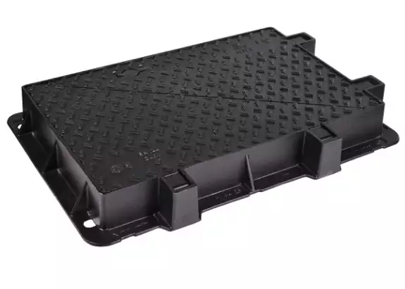 D400 Hinged Double Triangular Manhole Cover – 750 x 450 mm